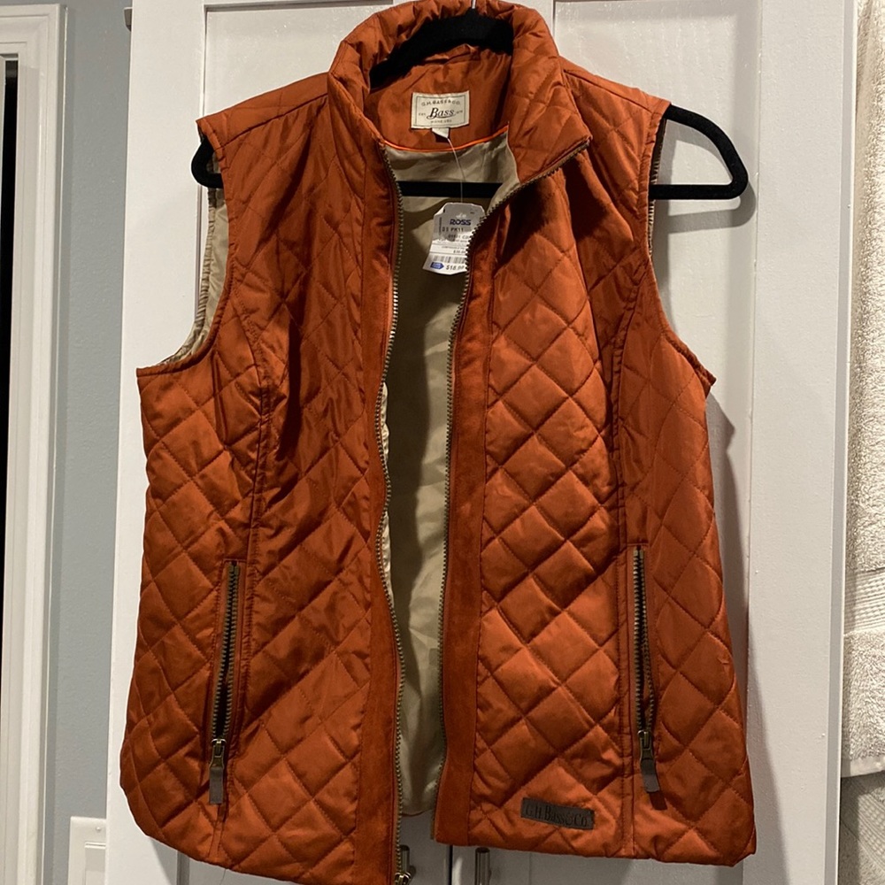 GH Bass NWT vest